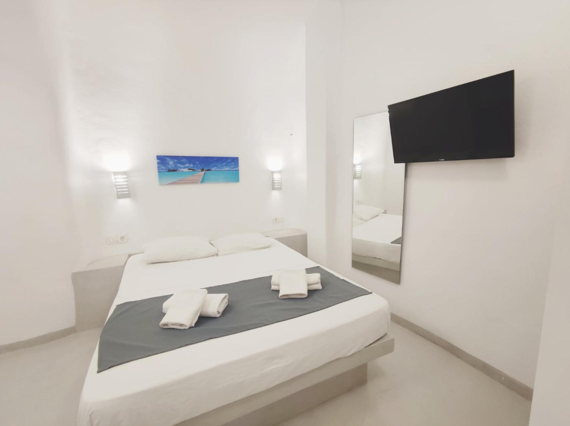 Low Cost Fira Center Rooms Exterior foto